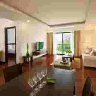 Elegant Suites Westlake, 6 of 6