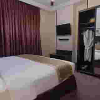 Platinum Seventy Serviced Apartments, 2 of 6