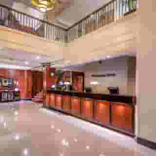 The Pickwick Hotel, 4 of 6