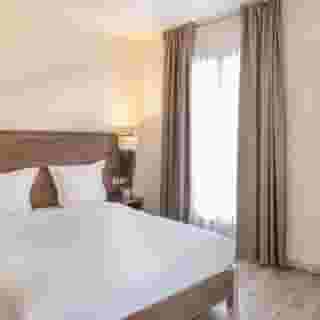 Hotel La Perle Montparnasse, 1 of 6