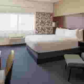 DoubleTree by Hilton San Francisco Airport, 2 of 6