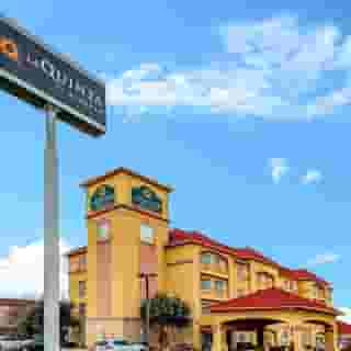 La Quinta Inn & Suites by Wyndham Dfw Airport West - Bedford, 5 of 6