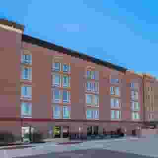 La Quinta Inn & Suites by Wyndham Dallas - Frisco Stadium, 5 of 6
