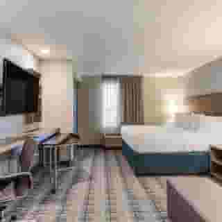 MainStay Suites Murfreesboro, 1 of 6