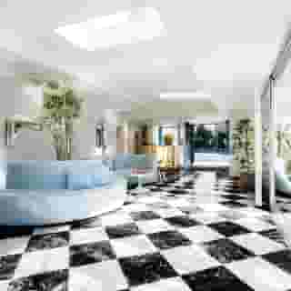 Short Stories Hotel, 1 of 6
