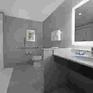 Holiday Inn Express & Suites Houston - Memorial City Centre by Ihg, 1 of 6