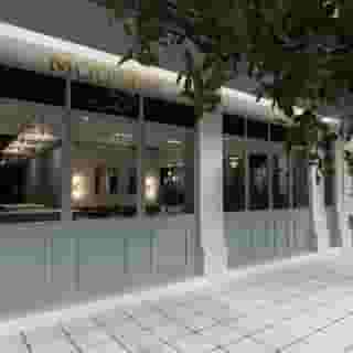 Modern Luxury Hotel, 5 of 6