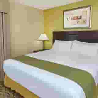 Holiday Inn Express & Suites Chicago-Libertyville by Ihg, 6 of 6
