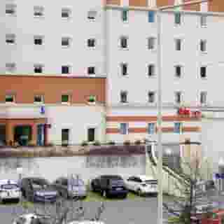 ibis budget Courbevoie Paris la Defense 1, 1 of 6
