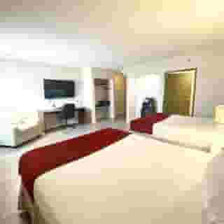 Redac Gateway Hotel In Torrance, 3 of 6
