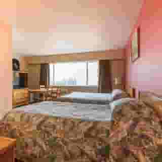 English Bay Hotel, 3 of 6