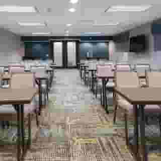 Hampton Inn & Suites Chicago/Hoffman Estates, 2 of 6