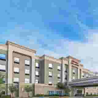 Hampton Inn & Suites by Hilton Dallas I-30 Cockrell Hill, 2 of 6