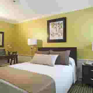 Concord's Colonial Inn, 2 of 6