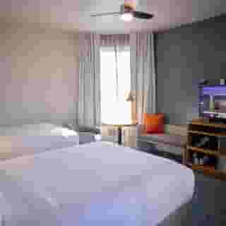 Hotel Garrett, 2 of 6