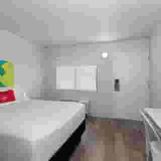 Developer Inn Express Fundamental, a Travelodge by Wyndham, 3 of 6