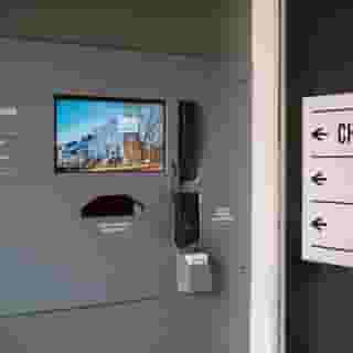The 1852 - Self Check-in, 1 of 6
