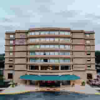 DoubleTree Suites by Hilton Htl & Conf Cntr Downers Grove, 4 of 6