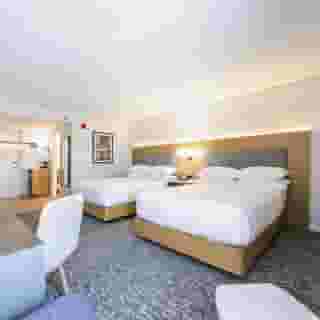 DoubleTree by Hilton New York Jfk Airport, 1 of 6