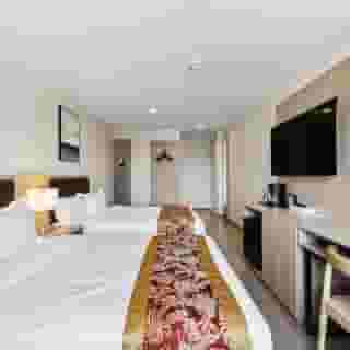 Ramada by Wyndham Flushing Queens, 6 of 6