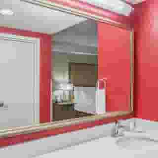 La Quinta Inn & Suites by Wyndham Dc Metro Capital Beltway, 1 of 6