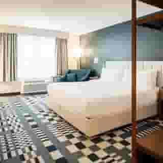 The Wylie Inn and Conference Center at Endicott College, 2 of 6