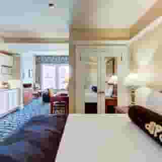 Gaslamp Plaza Suites, 2 of 6