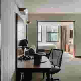 Club Quarters Hotel Wacker at Michigan, Chicago, 3 of 6