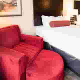 Clarion Inn Elmhurst - Oak Brook near I-88, I-290, I-294, 2 of 6