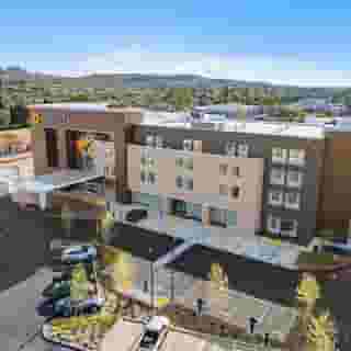 La Quinta Inn & Suites by Wyndham La Habra, 4 of 6