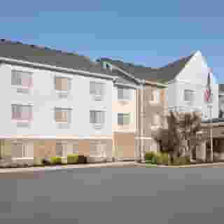 Fairfield Inn & Suites by Marriott Chicago Naperville/Aurora, 1 of 6