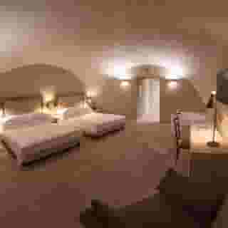 Caruso Place Boutique & Wellness Suites, 6 of 6