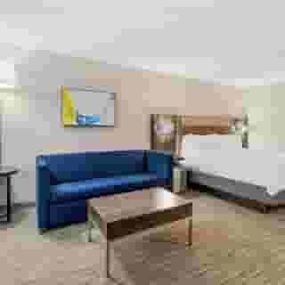 Holiday Inn Express Chicago-Downers Grove by Ihg, 2 of 6
