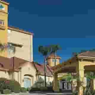 La Quinta Inn & Suites by Wyndham Ontario Airport, 3 of 6