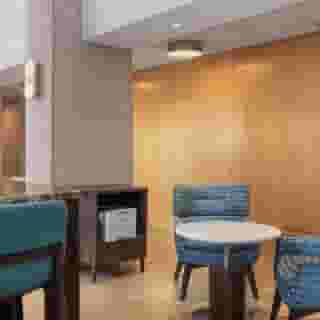 Hampton Inn & Suites by Hilton Langley-Surrey, 4 of 6