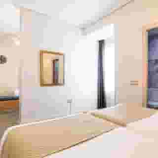 Sweet Hotel Continental, 5 of 6
