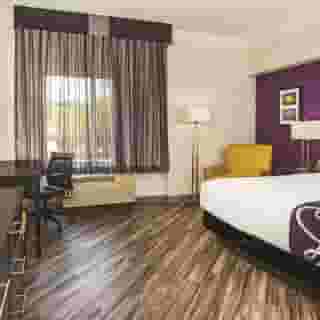La Quinta Inn & Suites by Wyndham Las Vegas Summerlin Tech, 4 of 6