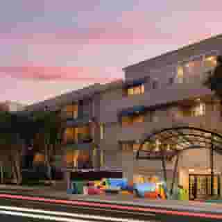 Le Parc at Melrose, 1 of 6