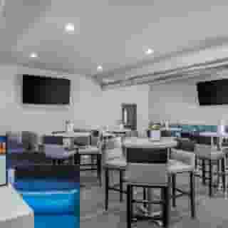 Clarion Inn & Suites Dfw North, 2 of 6