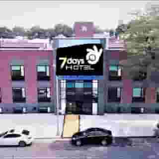 7 Days Hotel Bronx, 1 of 6