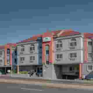 Hotel Aura Sfo, 5 of 6