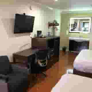 Lombard Plaza Motel, 4 of 6