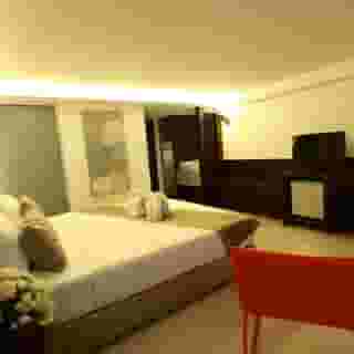 The Bangkok Major Suite, 3 of 6
