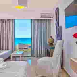 Palm Beach Suites Hotel, 4 of 6