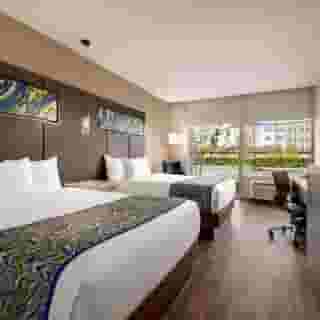 La Quinta Inn & Suites by Wyndham Orlando IDrive Theme Parks, 3 of 6