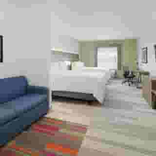 Holiday Inn Express & Suites Plano - The Colony by Ihg, 1 of 6