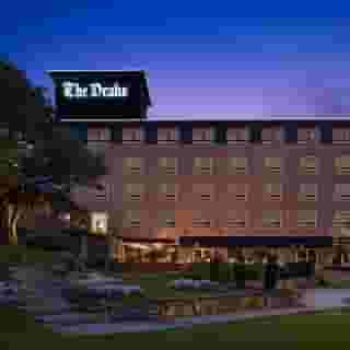 The Drake Oak Brook, Autograph Collection, 5 of 6