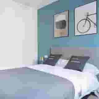Limehome Sevilla Calle Torcuato Luca de Tena, 2 of 6