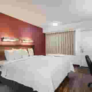 Super 8 by Wyndham Deerfield/Northbrook, 6 of 6