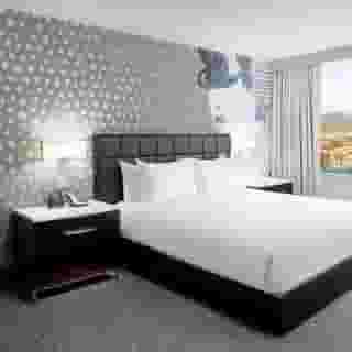 Hilton Woodland Hills / Los Angeles, 1 of 6